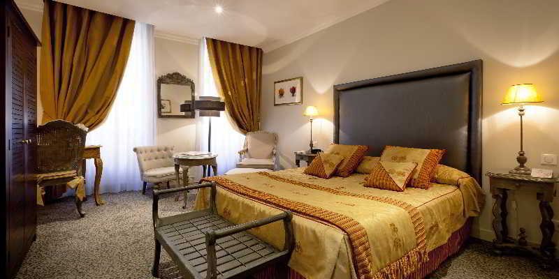 Grand Des Terreaux Hotel